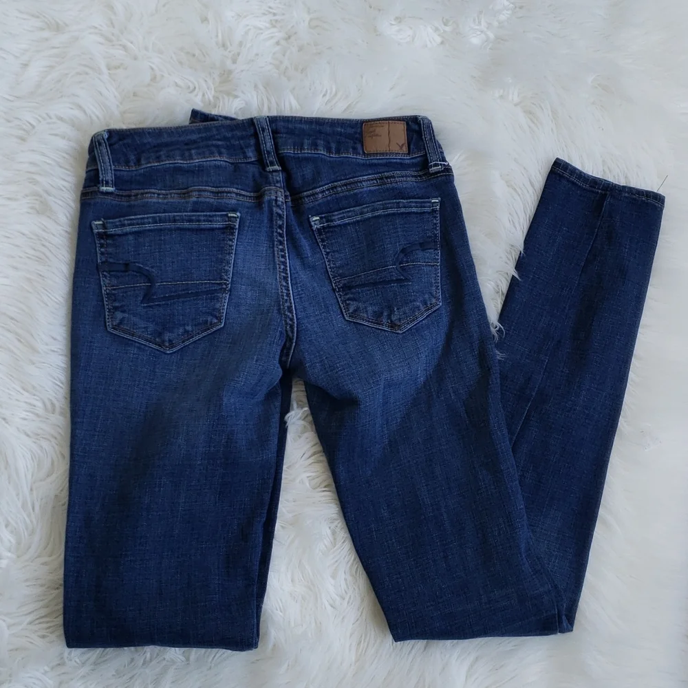 AMERICAN EAGLE Skinny Jeans  Size 2 - Picture 2 of 6